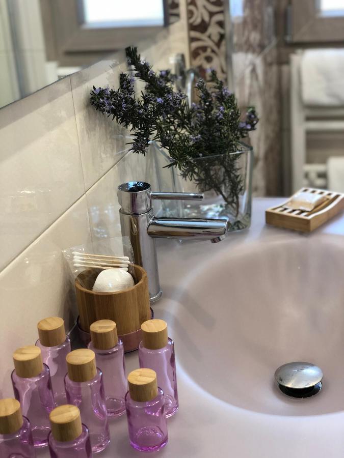 Zerostuni Suite Apartment Ngoại thất bức ảnh